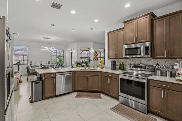 3 of 17 - 1890 Sw Penrose Avenue, Port St. Lucie, FL