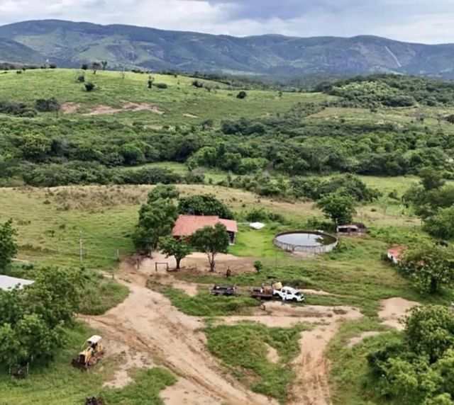 01 Estrada Itinga, 