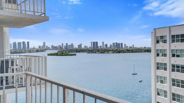 1228 West Avenue #1404, Miami Beach