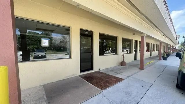 2 of 5 - 1302 Sw Bayshore Boulevard, Port St. Lucie, FL
