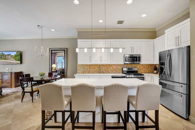 5 of 46 - 1400 Ne 24th Street #1400, Wilton Manors, FL
