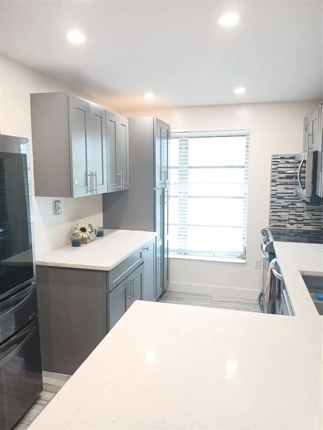 4 of 18 - 4170 Inverrary Drive #412, Lauderhill, FL