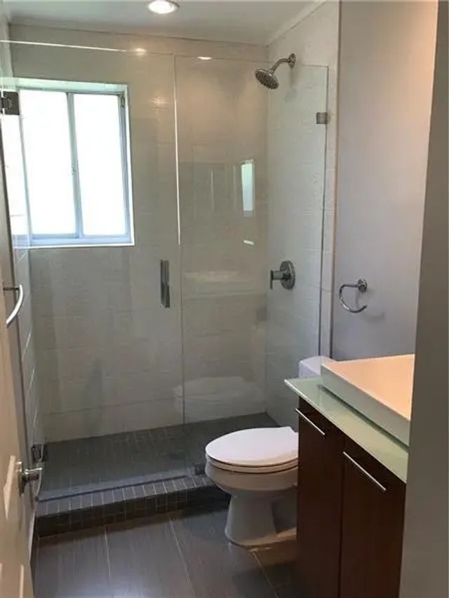 4 of 20 - 101 Se 15th Avenue #e, Fort Lauderdale, FL