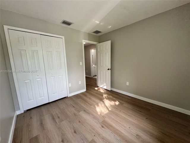 4 of 23 - 1592 Se 27th Court #175, Homestead, FL