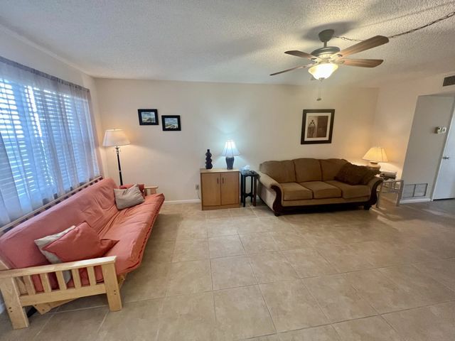 5 of 29 - 32 Lake Vista Trail #105, Port St. Lucie, FL