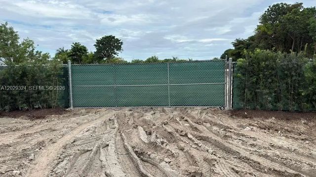 4 of 11 - 16555 Sw 213th Avenue, Miami, FL