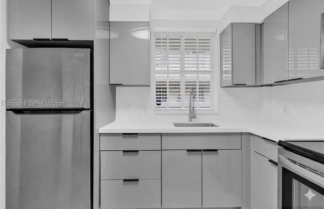 3 of 27 - 6135 Nw 186th Street #202, Hialeah, FL