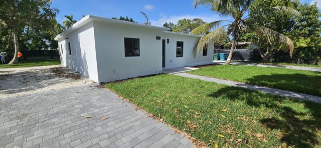 2 of 31 - 15495 Harrison Drive, Homestead, FL
