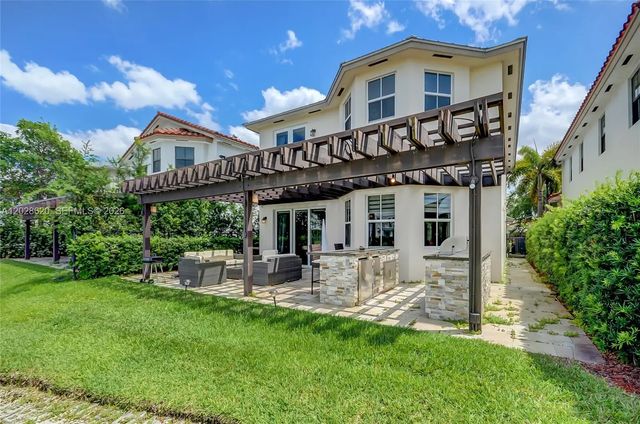 2 of 44 - 10555 Nw 69th Terrace, Doral, FL