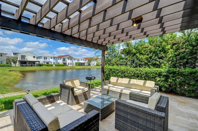 4 of 44 - 10555 Nw 69th Terrace, Doral, FL