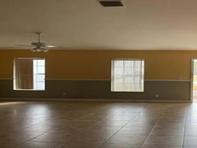 4 of 13 - 1944 Sw Breezeway Street, Port St. Lucie, FL