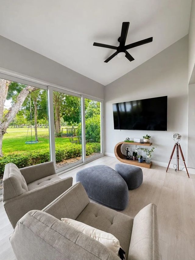 2 of 16 - 4103 Carriage Drive #h4, Pompano Beach, FL