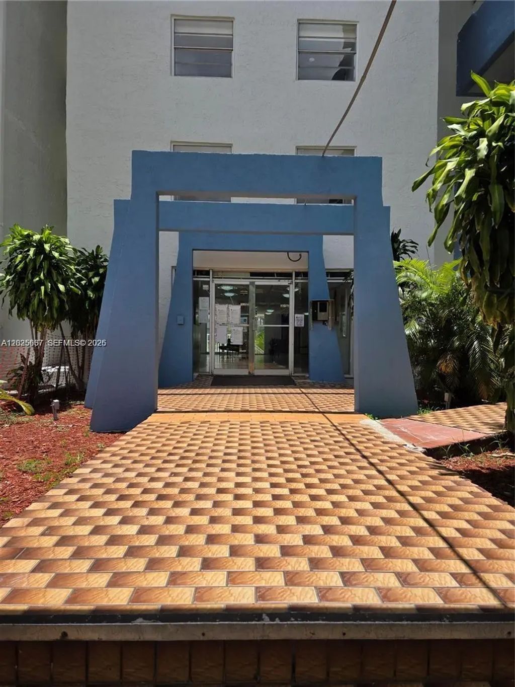 5050 Nw 7th Street #610, Miami