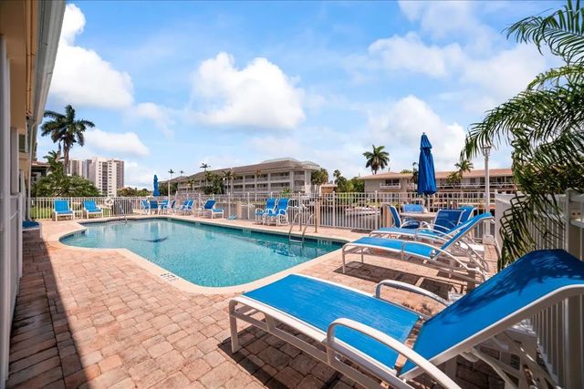 4 of 39 - 2864 Ne 33rd Court #205, Fort Lauderdale, FL