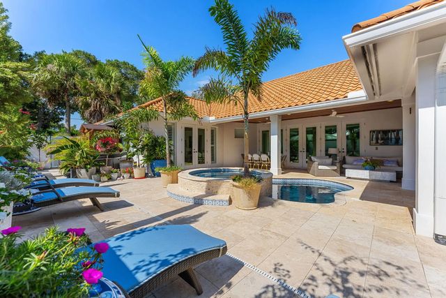 3 of 36 - 906 Jasmine Lane, Vero Beach, FL
