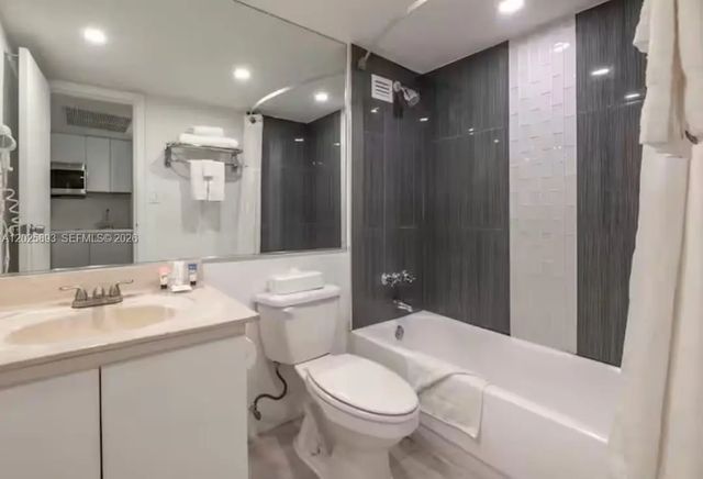 5 of 6 - 19201 Collins Avenue #503, Sunny Isles Beach, FL
