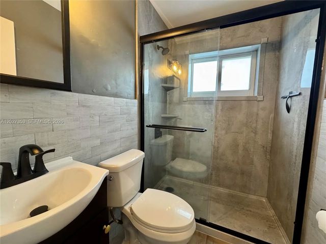 5 of 32 - 2641 Sw 13th Avenue, Fort Lauderdale, FL