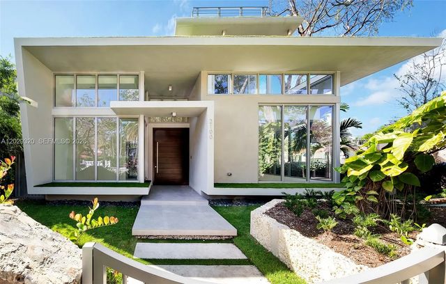 4 of 82 - 2100 S Miami Avenue, Miami, FL