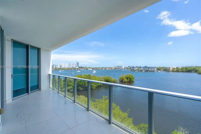 17111 Biscayne Boulevard #506, North Miami Beach