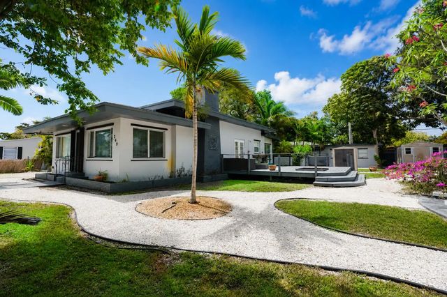 249 Sw 14th Street #1-4, Dania Beach