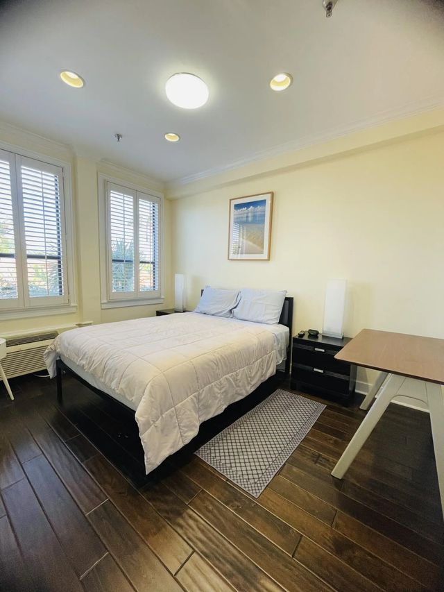 3 of 6 - 235 Sunrise Avenue #2262, Palm Beach, FL