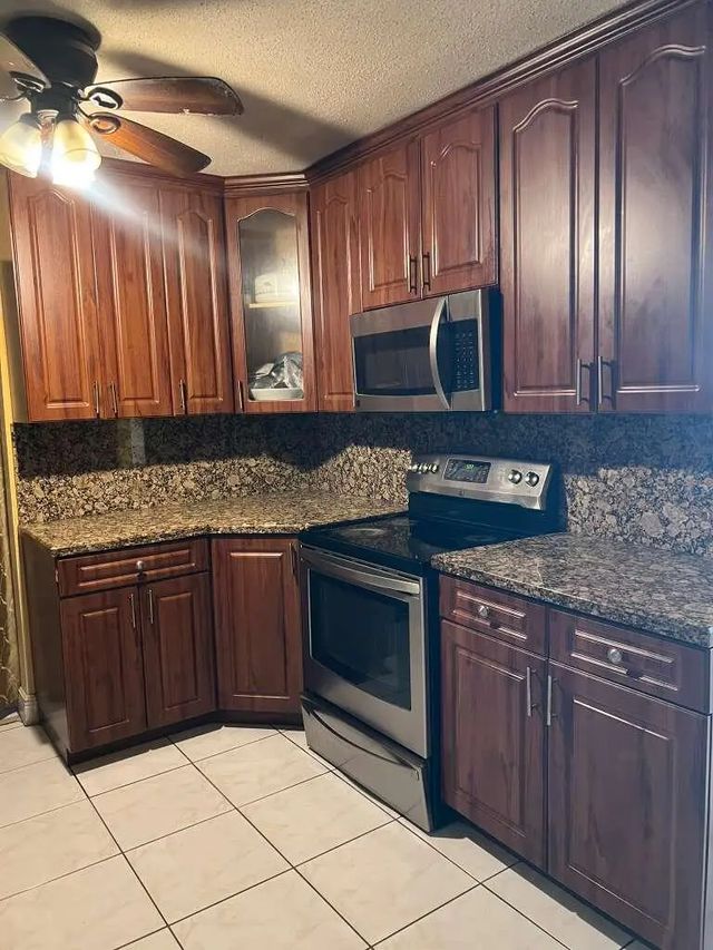 4 of 6 - 6100 Nw 73rd Terrace, Tamarac, FL