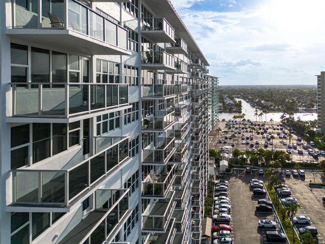 3 of 24 - 3333 Ne 34th Street #1507, Fort Lauderdale, FL