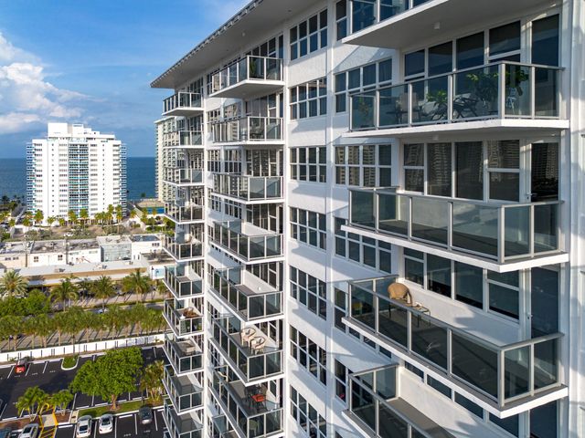 4 of 24 - 3333 Ne 34th Street #1507, Fort Lauderdale, FL