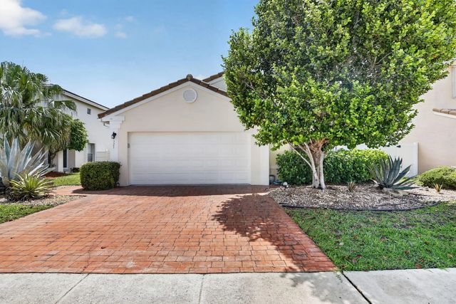 327 Sw 191st Terrace, Pembroke Pines