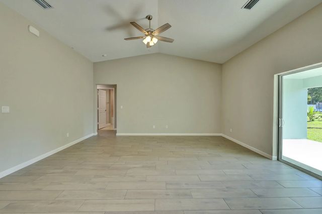 5 of 40 - 757 Sw Sardinia Avenue, Port St. Lucie, FL