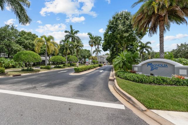 3122 Grandiflora Drive, Greenacres