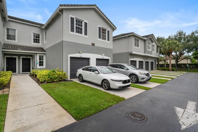 2 of 43 - 3122 Grandiflora Drive, Greenacres, FL