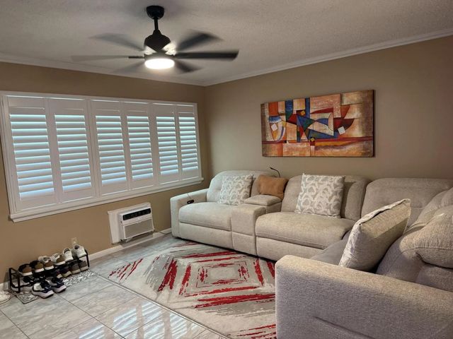 362 Oakridge T, Deerfield Beach