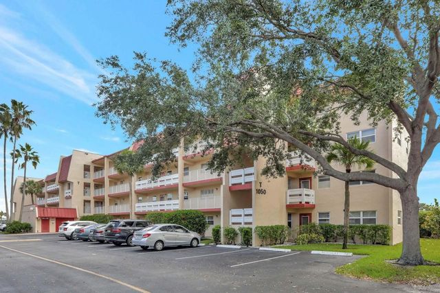 2 of 23 - 1015 Country Club Drive #307, Margate, FL