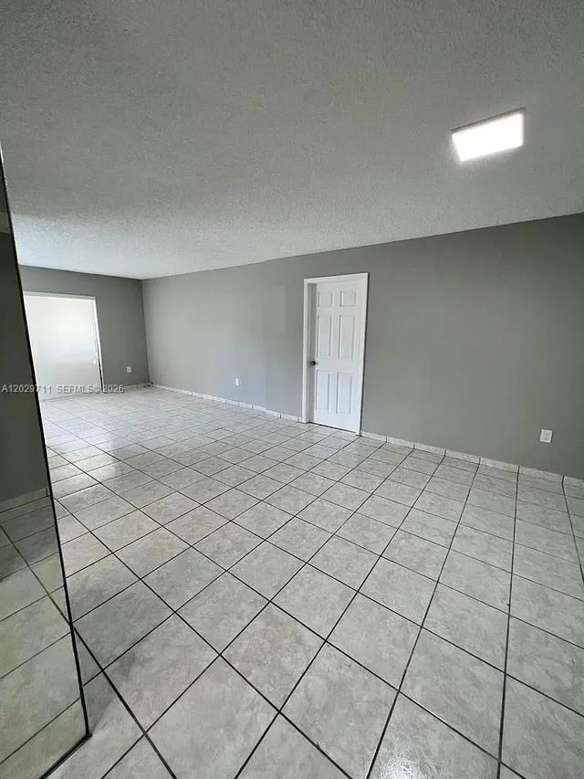 3 of 11 - 1300 Sw 122nd Avenue #101-2, Miami, FL