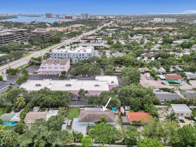 2 of 38 - 1718 Ridge Road, North Palm Beach, FL