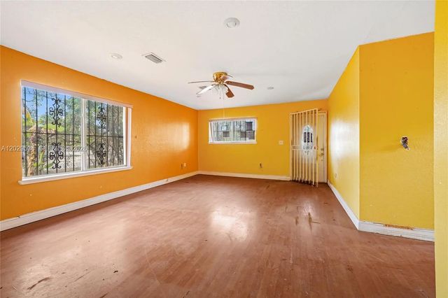 2 of 18 - 546 Nw 8th Avenue, Homestead, FL