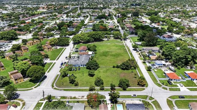 4 of 11 - 10330 Sw 178th Street, Miami, FL
