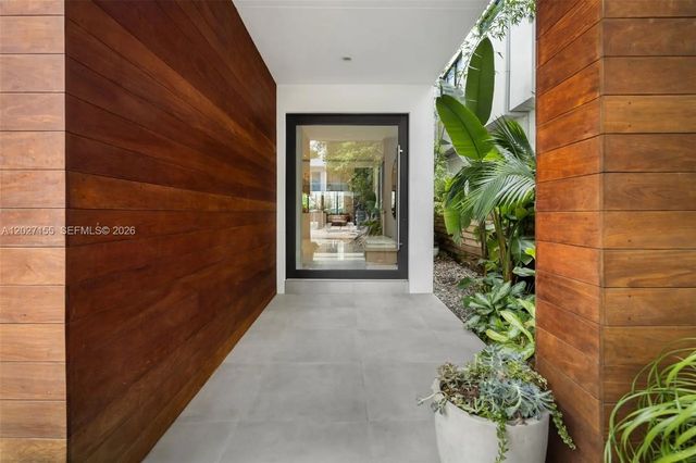 3 of 31 - 2986 Coconut Avenue, Coconut Grove, FL