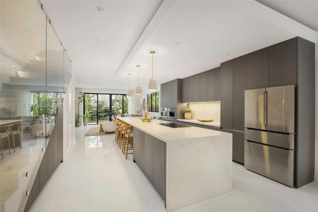 5 of 31 - 2986 Coconut Avenue, Coconut Grove, FL