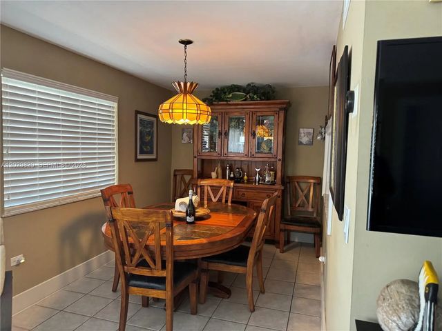 4 of 14 - 118 Cortez Drive #b, Islamorada, FL