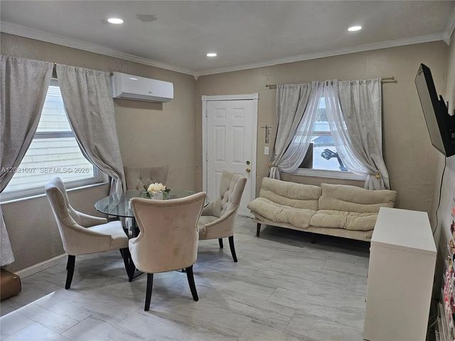3 of 12 - 528 Nw 10th Street, Florida City, FL