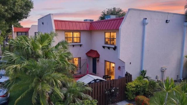 6351 Seven Springs Boulevard #b, Greenacres