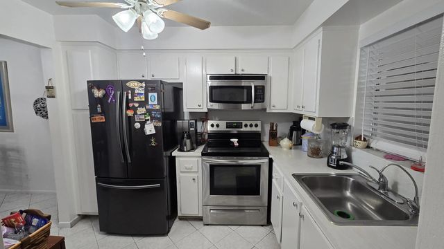1200 Tallwood Avenue #305, Hollywood