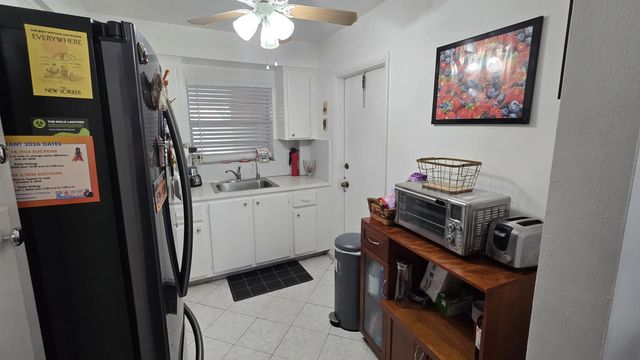 2 of 29 - 1200 Tallwood Avenue #305, Hollywood, FL