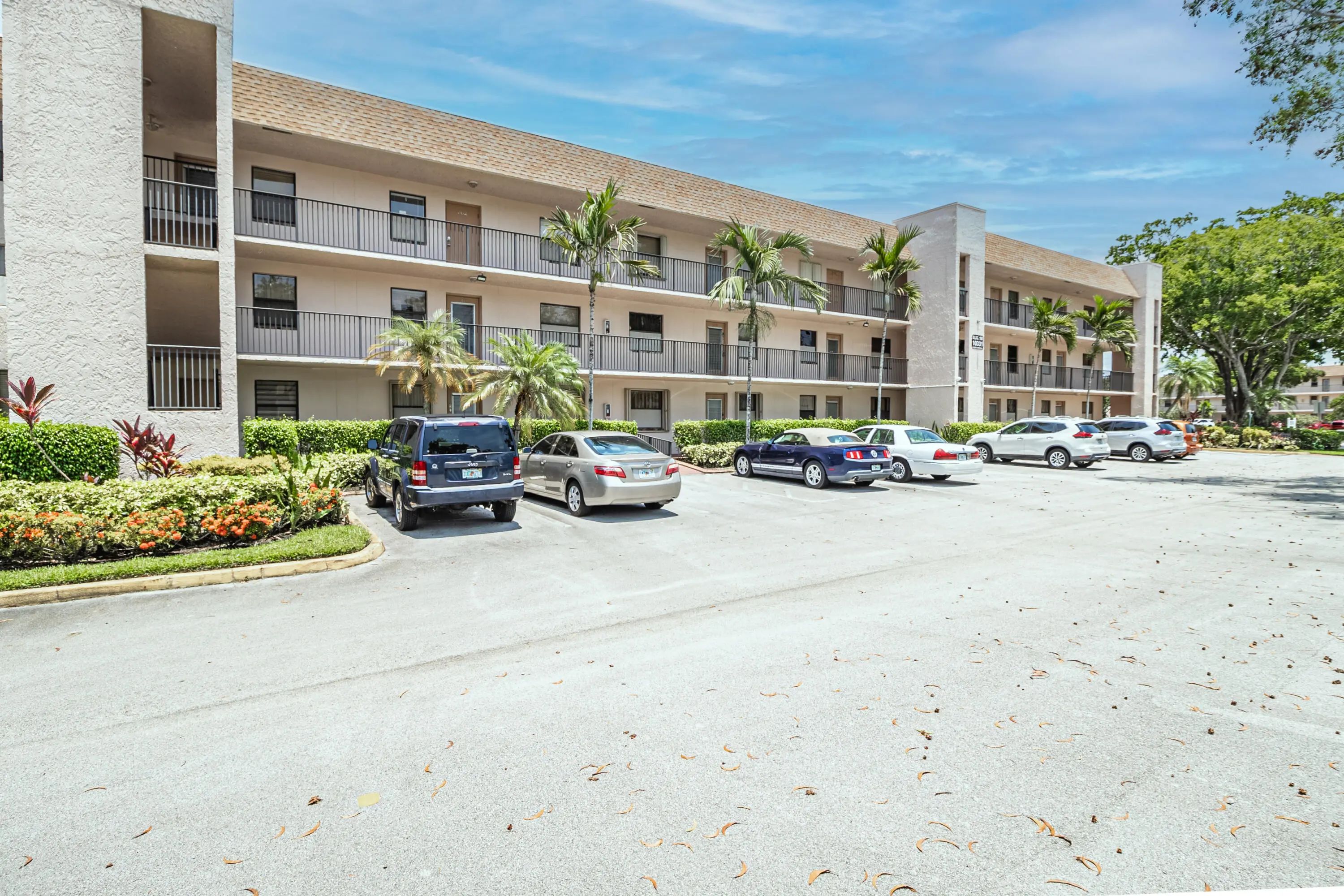 10331 Sunrise Lakes Boulevard #302, Sunrise