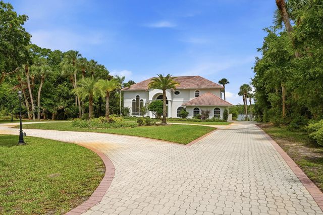 12765 Roseland Road, Sebastian