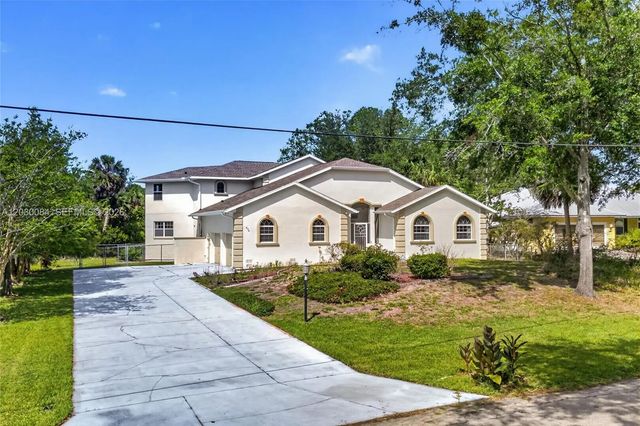 2 of 69 - 474 N Afterglow Circle, Crystal River, FL