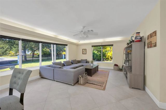 5 of 22 - 6970 Sw 124th Street, Pinecrest, FL
