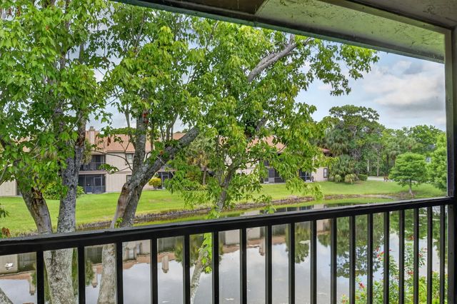 3 of 87 - 907 Harbour Pointe Way, Greenacres, FL